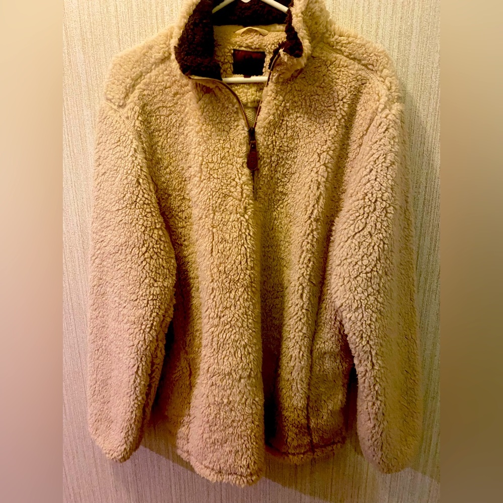 Girlie girl size large L pullover